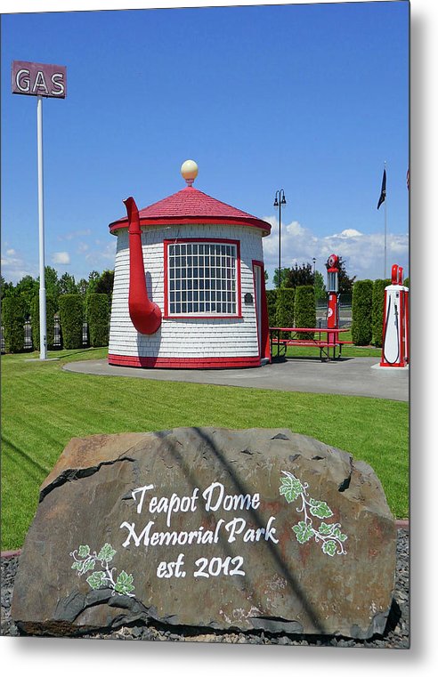Teapot Dome Memorial Park - Metal Print - Fry1Productions