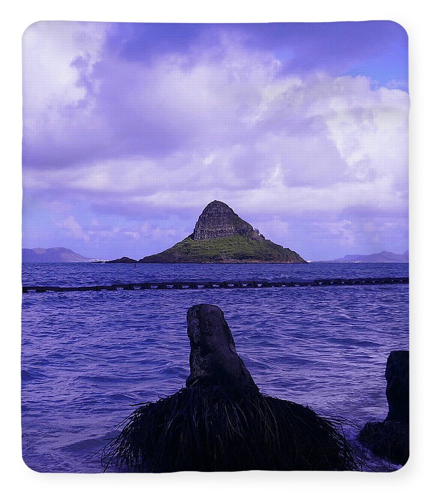 "Wade To Chinaman's Hat" - Blanket - Fry1Productions