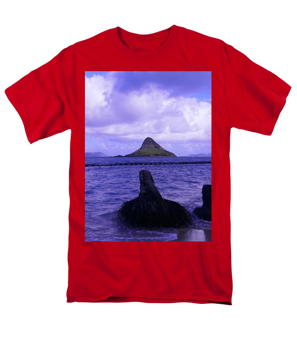 Wade To Chinaman's Hat - Men's T-Shirt  (Regular Fit) - Fry1Productions