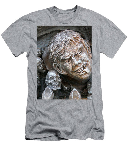 Waiting for the King - T-Shirt - Fry1Productions